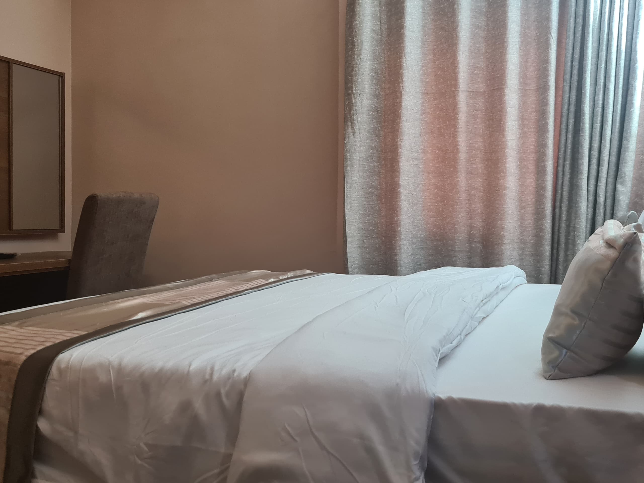2-Bedroom